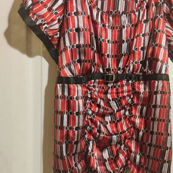 Venezia Red and Black Patterned Blouse - Picture 3 of 12